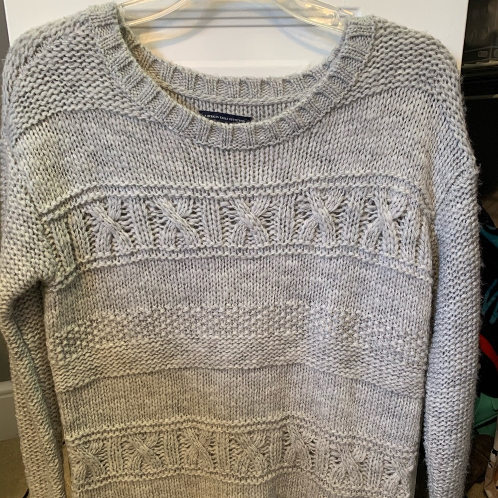 American Eagle sweater
